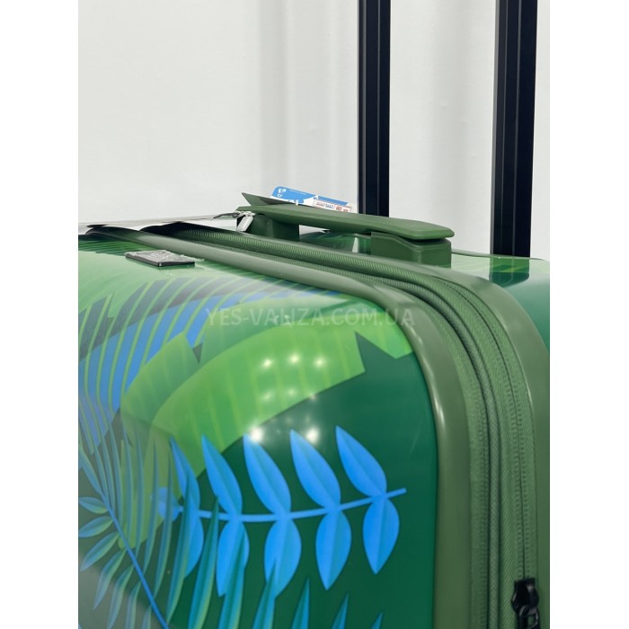 Чемодан средний M поликарбонат зелёный 68х46х27+5/89л/3.8кг/Airtex 970, фото 7
