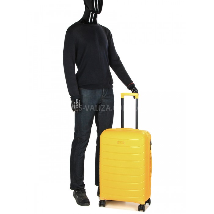 Чемодан средний M полипропилен жёлтый 67х45х26+5/83л/4кг/Snowbal 61303, фото 10