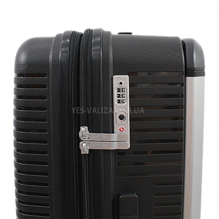 Валіза середня M поліпропілен чорна 68х44х28+5/79л/3.9кг/Airtex 648, фото 8
