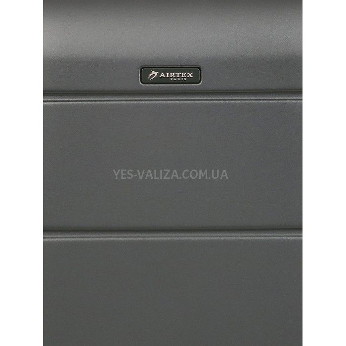 Валіза середня M полікарбонат зелена 66х46х26+4/77л/3.6кг/Airtex 748, фото 13